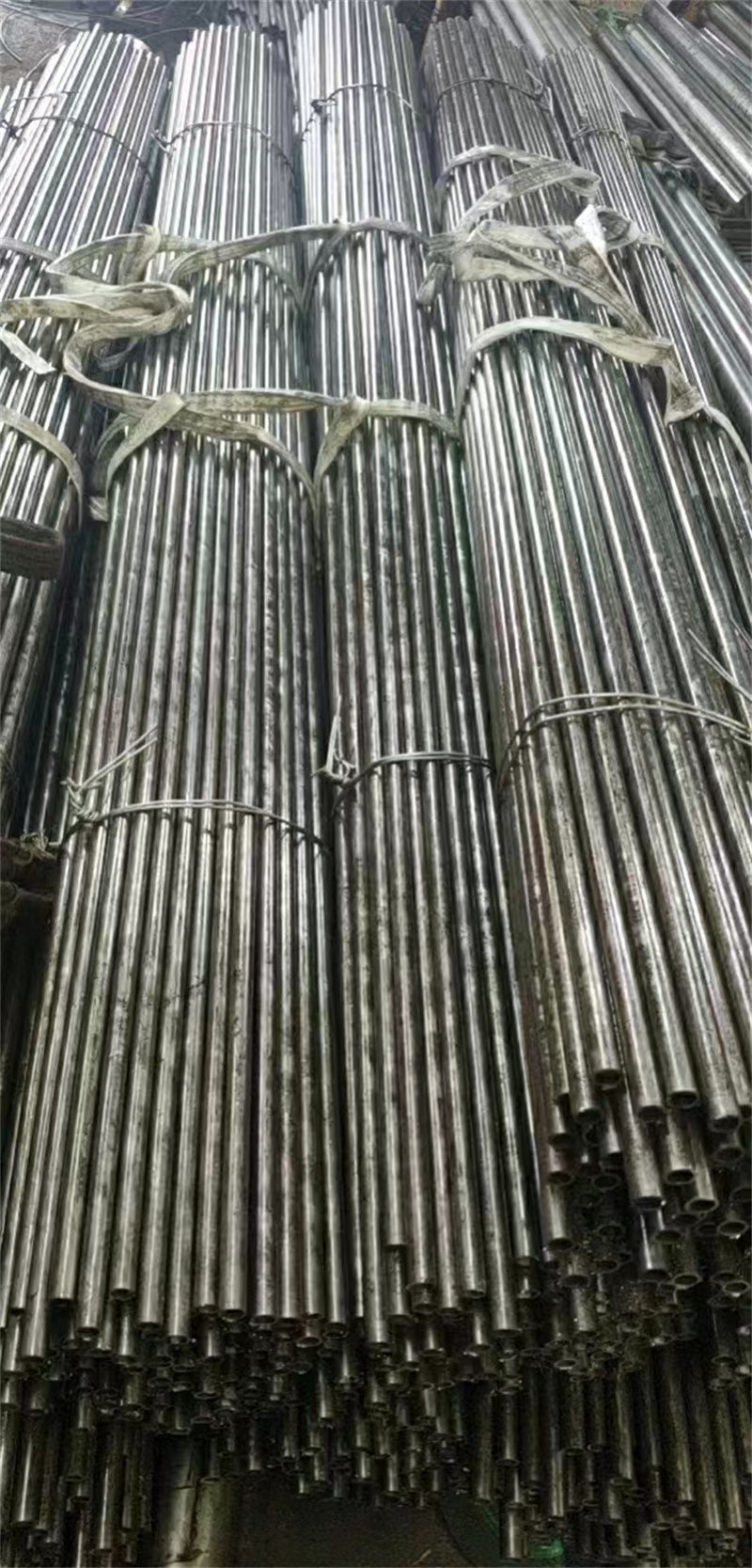 Iziphene eziQhelekileyo kunye nesizathu se-Cold Drawn Seamless Steel Tubing (8)